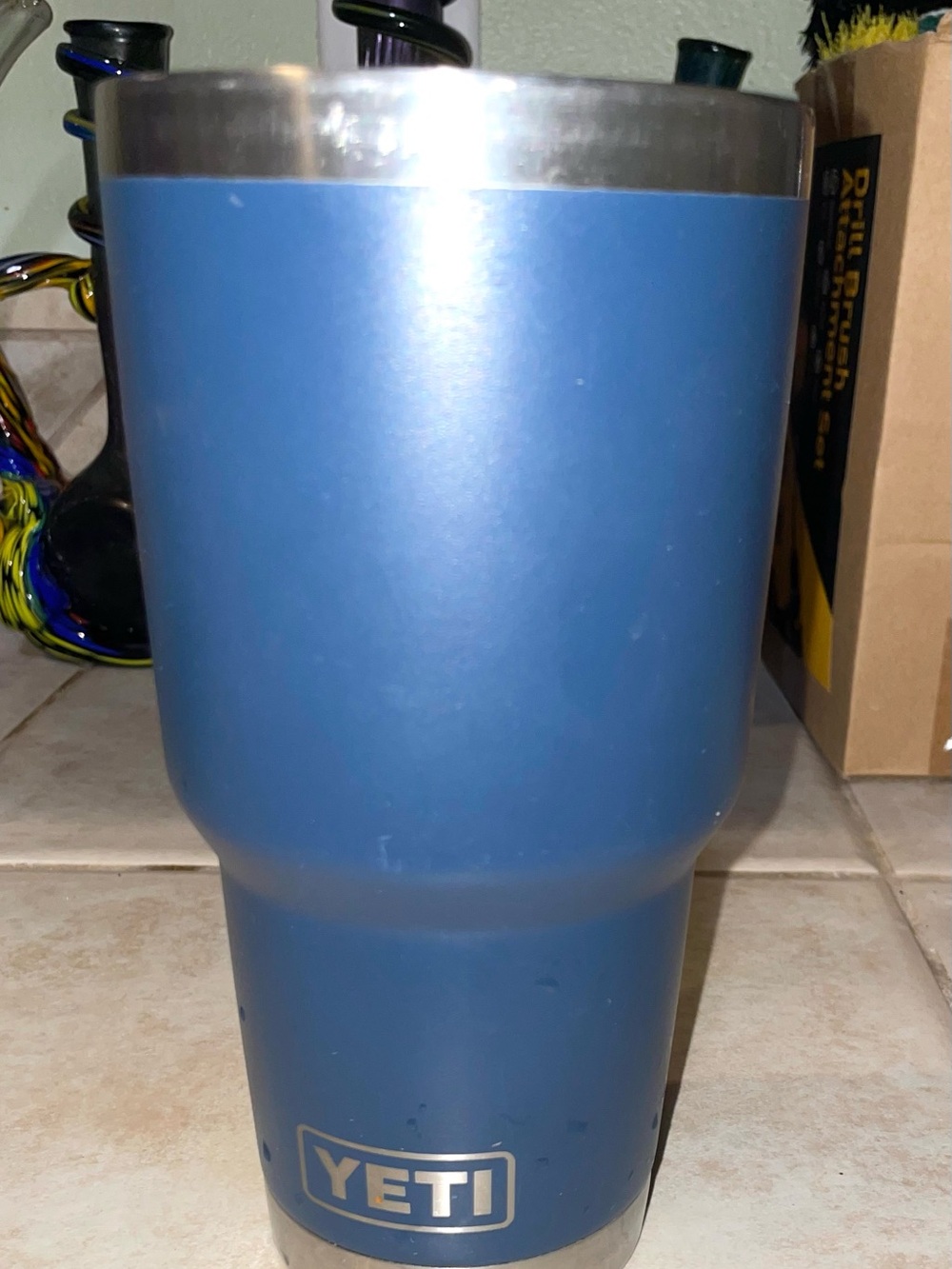 YETI RAMBLER TUMBLER 30 OZ
